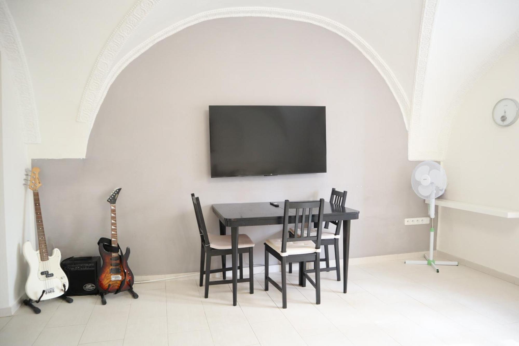 At The Blue Lion & Parking Assistance Apartment Prague Exterior photo